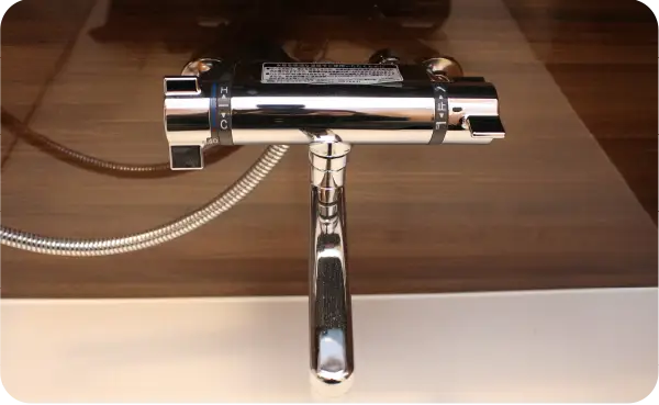 サーモスタット付混合水栓 参考写真